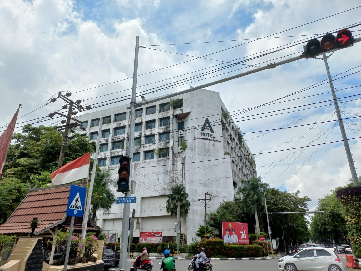 Hotel A atau yang dulunya bernama hotel kalimantan berlokasi di Jalan Lambung Mangkurat, Selasa (31/8).
