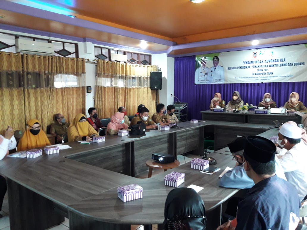 Dinas Pemberdayaan Perempuan dan Perlindungan Anak Provinsi Kalsel melaksanakan pendampingan advokasi KLA bersama lintas sektor terkait di Kabupaten Tapin