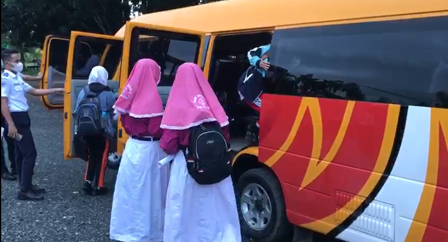 Bus gratis dari dishub saat jemput anak sekolah