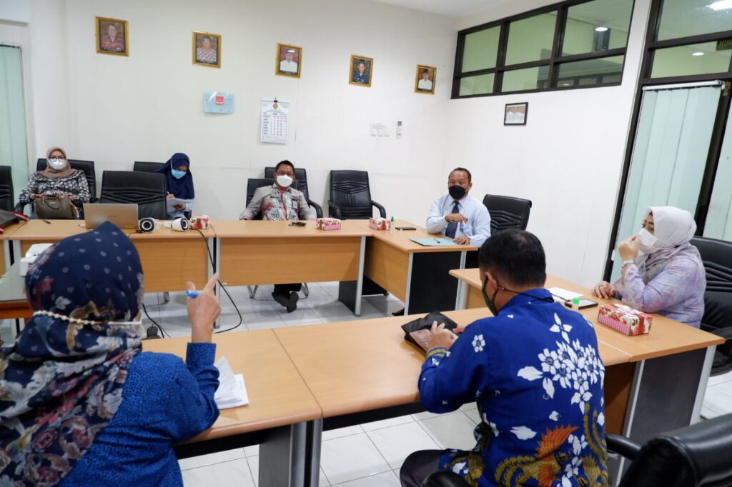 Komisi I yang membidangi hukum dan pemerintahan bersama mitra kerjanya Badan Pengembangan Sumber Daya Manusia Daerah (BPSDMD) Prov Kalsel inipun menyambangi Badan Pendidikan Dan Pelatihan (Bandiklat) Daerah Iswtimewa Yogyakarta (DIY), Selasa, 8/2/2022.