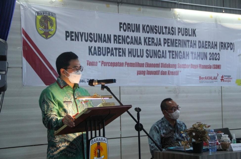 Bupati HST, H Aulia Oktafiandi saat membuka Forum Konsultasi Publik Dalam Rangka Penyusunan RKPD.