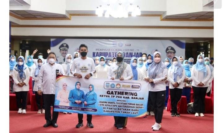 Bupati Banjar Lepas Keberangkatan Rombongan Gathering Ke Tala.