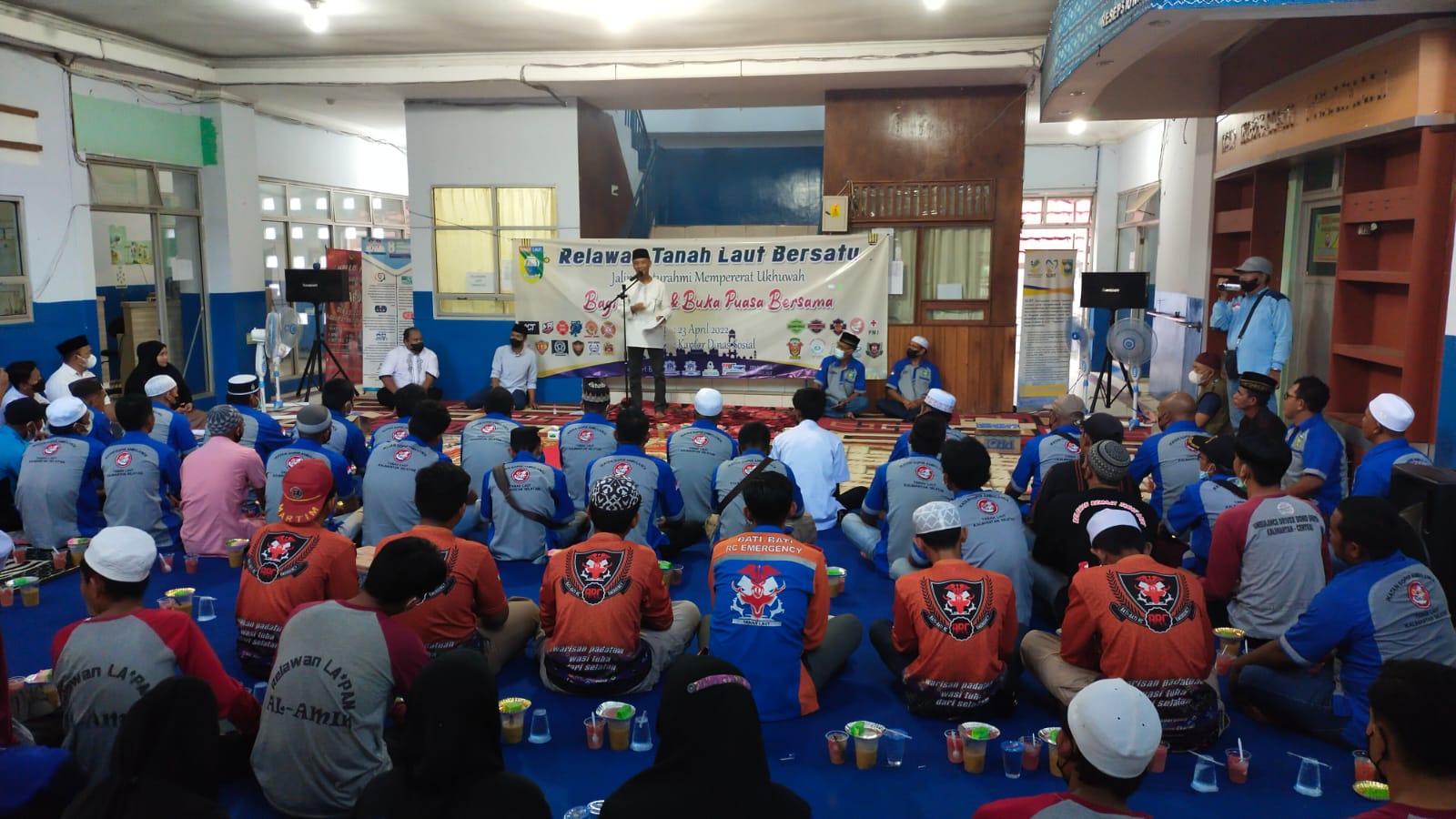 Jalin Silaturahmi, Relawan Tanah Laut Bersatu Buka Puasa Bersama