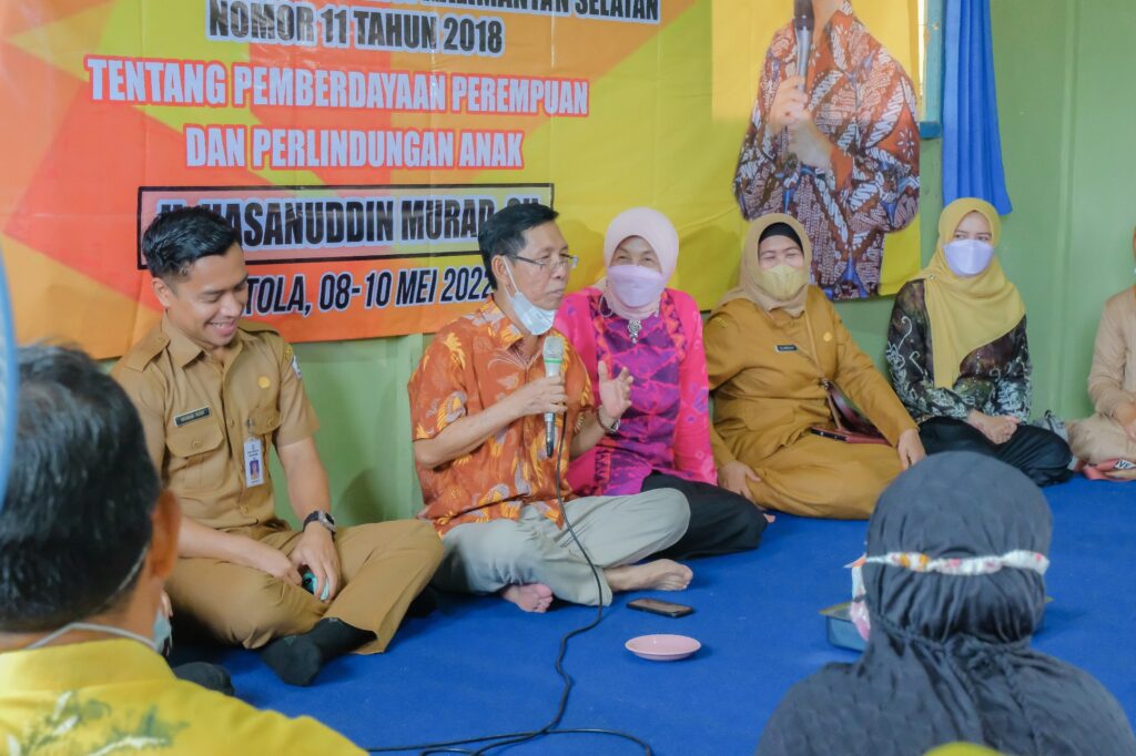 Hasanudin Murad, SH., melakukan Sosialisasi Peraturan Daerah (PERDA) Nomor 11 tahun 2018 tentang Pemberdayaan Perempuan dan Perlindungan Anak di Desa Sungai Raya