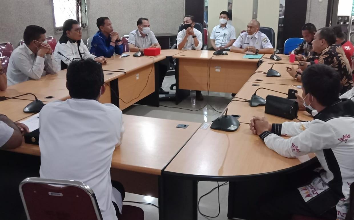 DPRD Katingan saat berkunjung ke DPRD Tanah Laut.