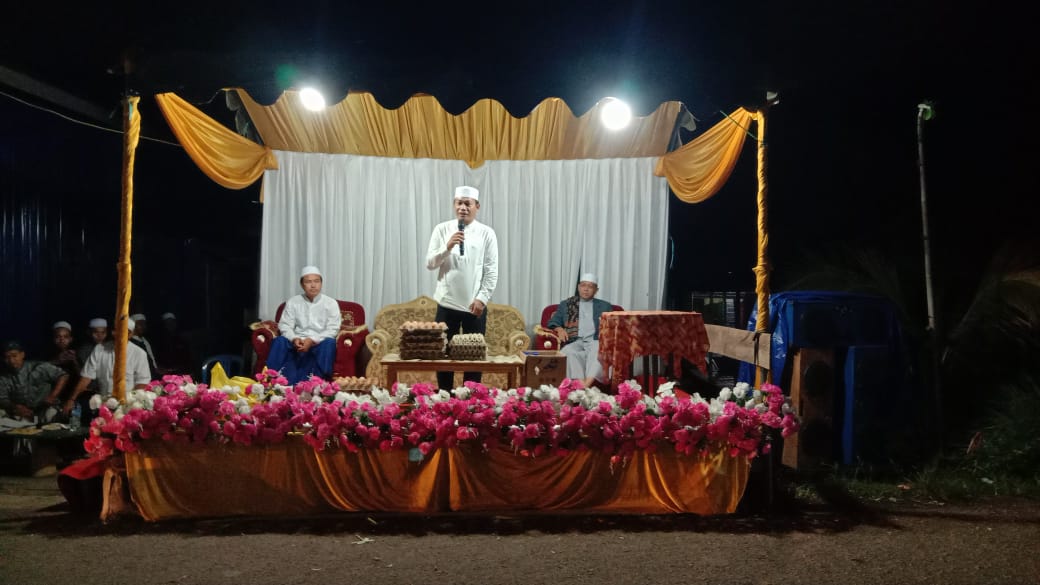 150 Juta Di gelontorkan, Bupati Balangan H Abdul Hadi, Bantu Rehab Langgar Darul Muttaqin.