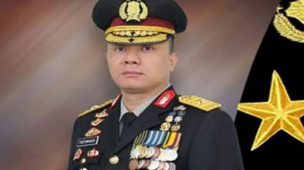 Irjen Pol Teddy Minahasa Putra.