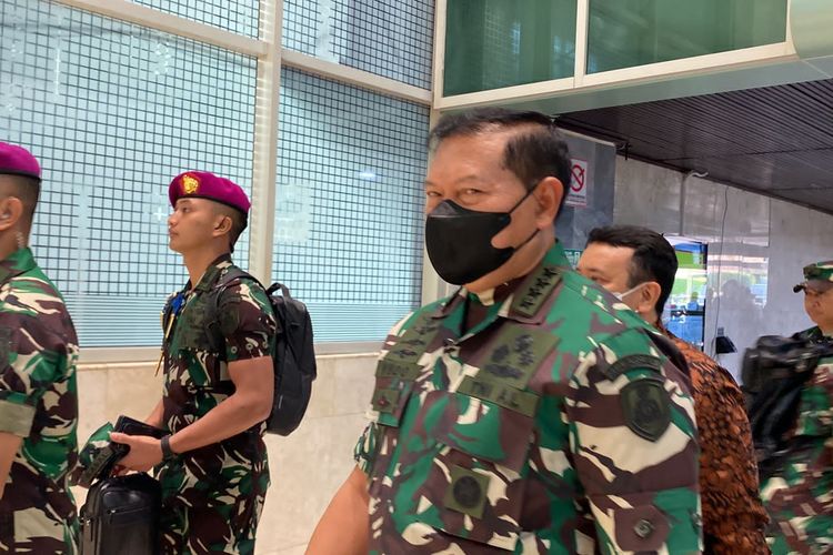 Kepala Staf Angkatan Laut (KSAL) Laksamana Yudo Margono saat tiba di Gedung DPR, Selasa (13/12/2022).