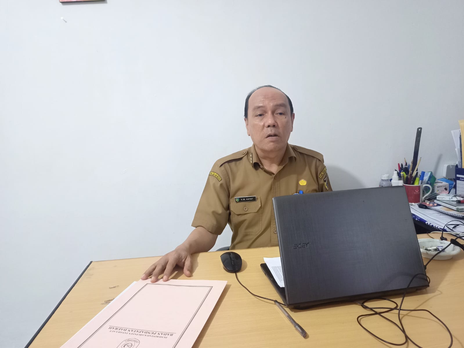 Kabid Pengelolaan Pajak Daerah pada Badan Pendapatan Daerah, M. Hayat ( Foto Asep LK )