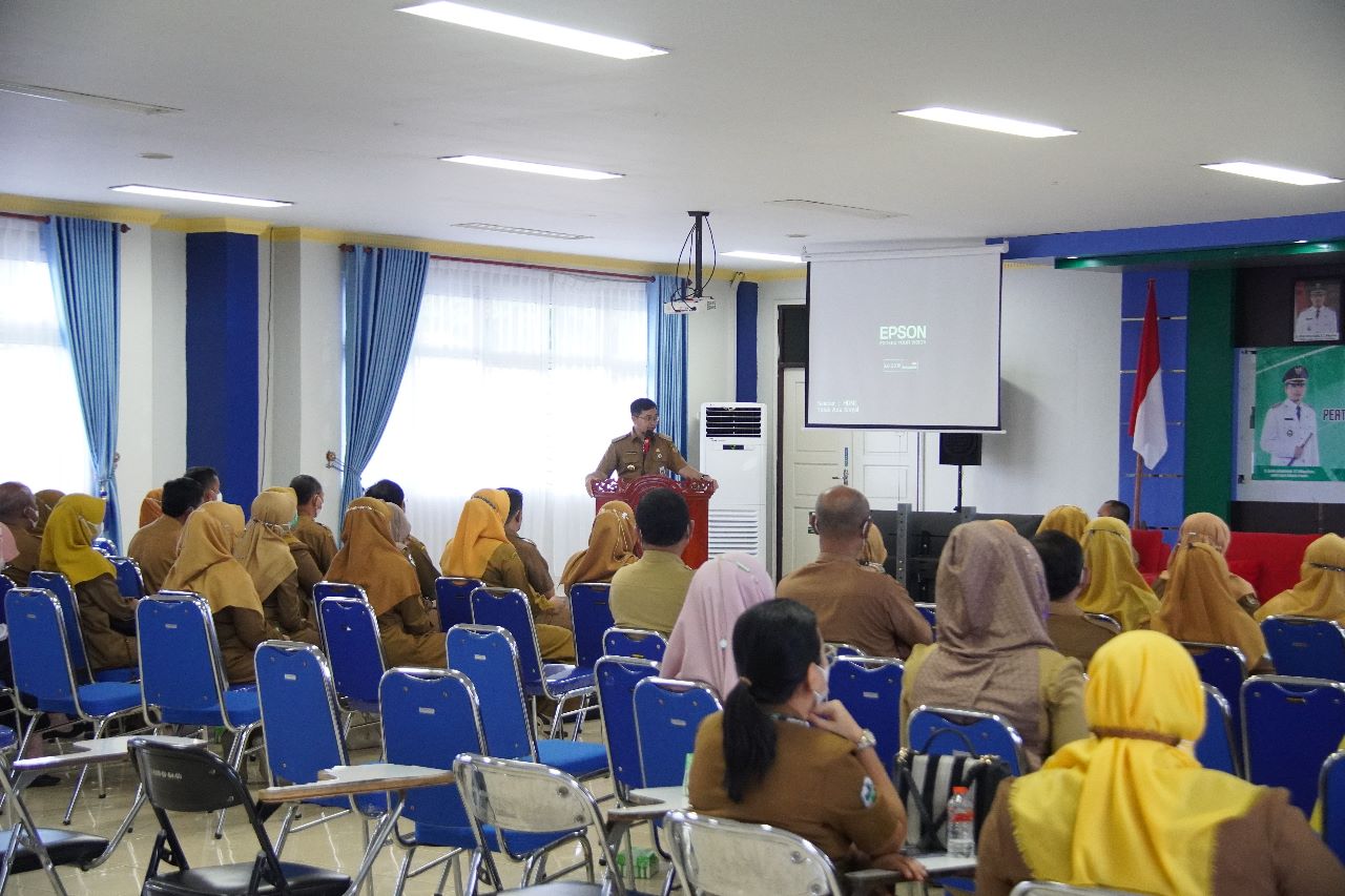 Bupati Aulia saat mengajak semua pihak untuk mewujudkan penyelenggaraan jaminan kesehatan yang berkualitas bagi warga HST.