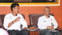 Bupati Banjar H Saidi Mansyur menyampaikan terima kasih atas saran dan masukan yang telah diberikan oleh Kepala BPK RI Perwakilan Provinsi Kalimantan Selatan. Foto-Diskominfo Banjar