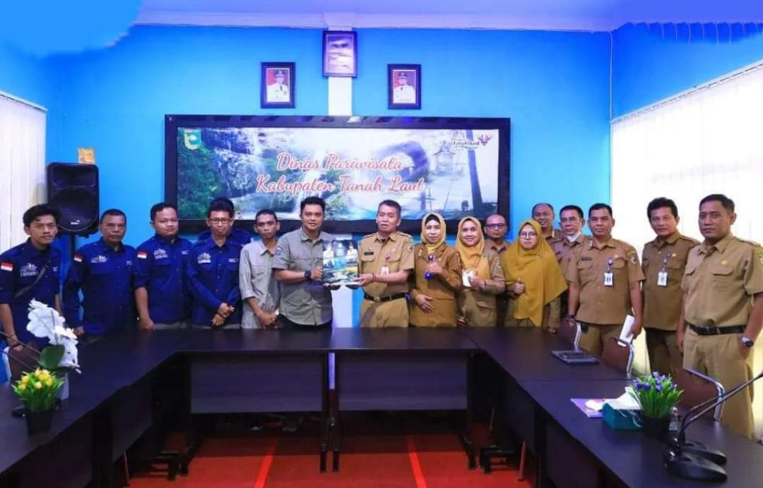 Dispar Tala mendapat Kunjungan dari Disporapar HST. Foto: Dok . Diskominfo for lenterakalimantan.com