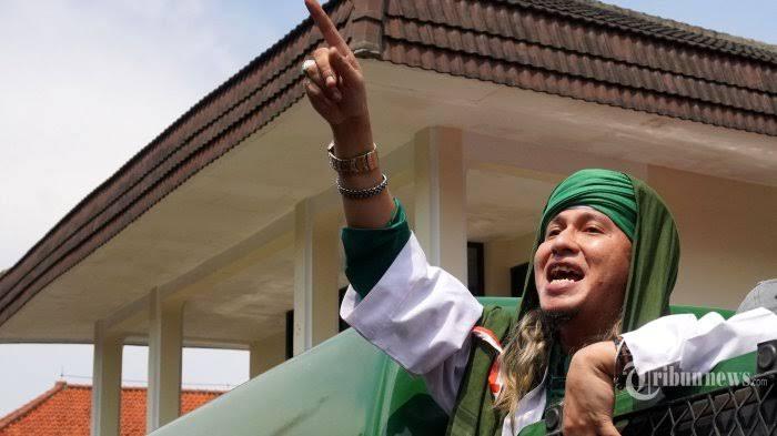 Habib Bahar bin Smith Foto Net LK, 5W1H)