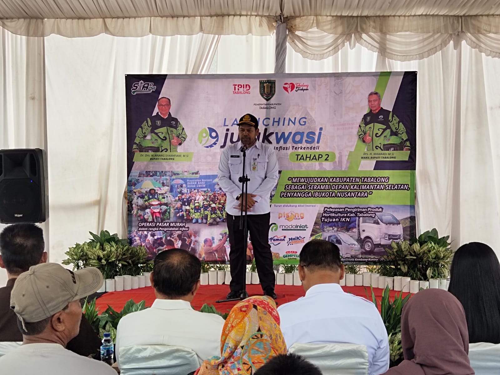 Kepala Diskopukmperindag Tabalong Saat Menyampaikan Sambutan. Foto: Ismi For LK-5W1H