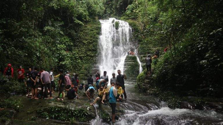 Air Terjut Batarius di Kabupaten Balangan. Foto: rls for LK