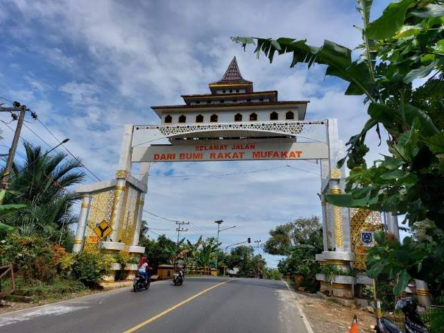 DPRD Hulu Sungai Tengah (HST) diduga tidak peduli dengan kepentingan masyarakat setempat