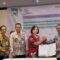 Pj Bupati Tanah Laut H Syamsir Rahman membuka kegiatan High Level Meeting (HLM) Percepatan Pelaksanaan Elektronifikasi Transaksi Pemerintah Daerah (ETPD) Kabupaten Tala di Hotel Oria Jakarta Pusat pada Selasa (14/11/2023). Foto: Dok. Prokopim /IG Pj Bupati Tala