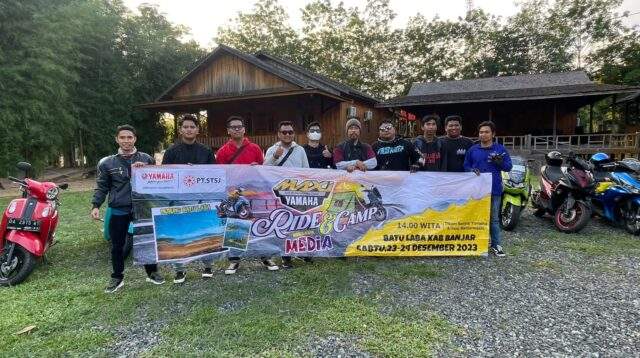 Sejumlah wartawan saat mengikuti even Maxi Yamaha Ride & Camp bersama media di wisata Murung Batu Laba. Foto: San for LK