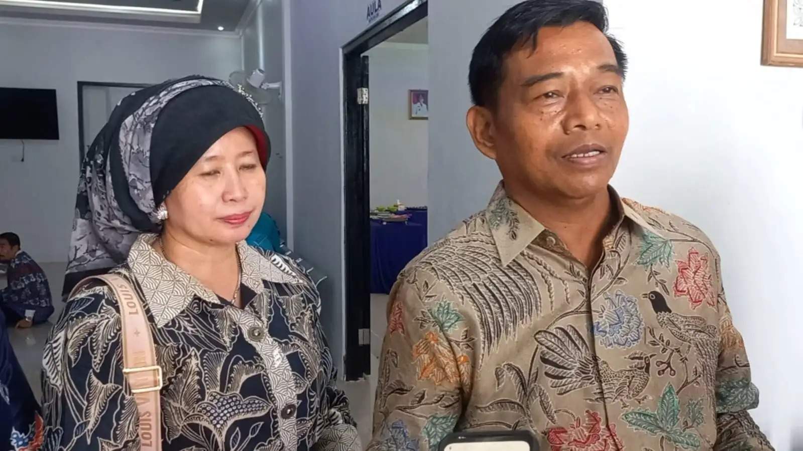 Anggota Dewan Perwakilan Rakyat Daerah (DPRD) Barito Utara, H. Tajeri saat wawancara, Kamis (26/10/2023). Noni/lenterakalimantan.com