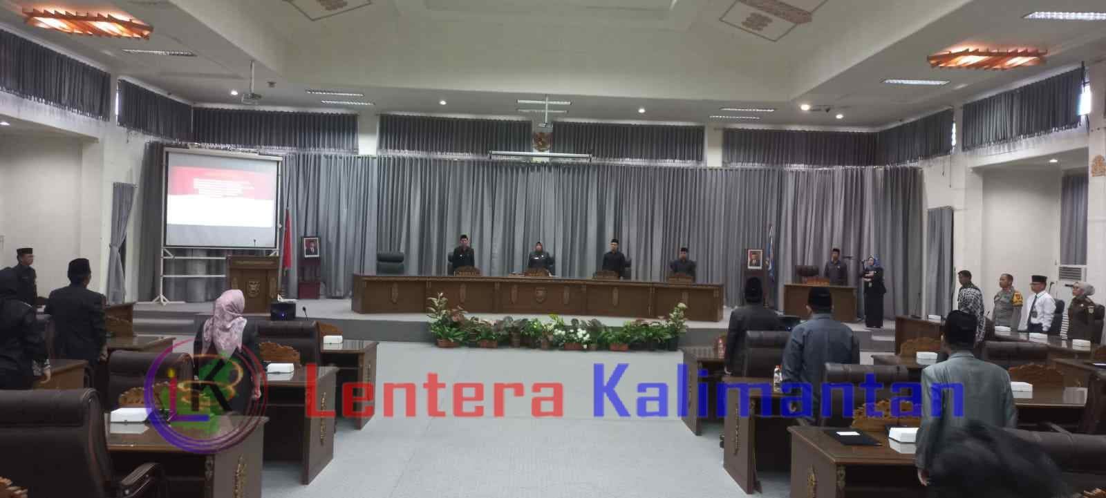 Suasana ruang sidang Rapat Paripurna II masa Sidang I DPRD Barito Utara. Foto: Noni/lenterakalimantan.com