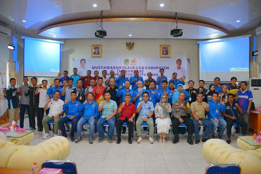 Foto bersama Musorkab KONI Barut. Foto: Noni/lenterkalimantan.com