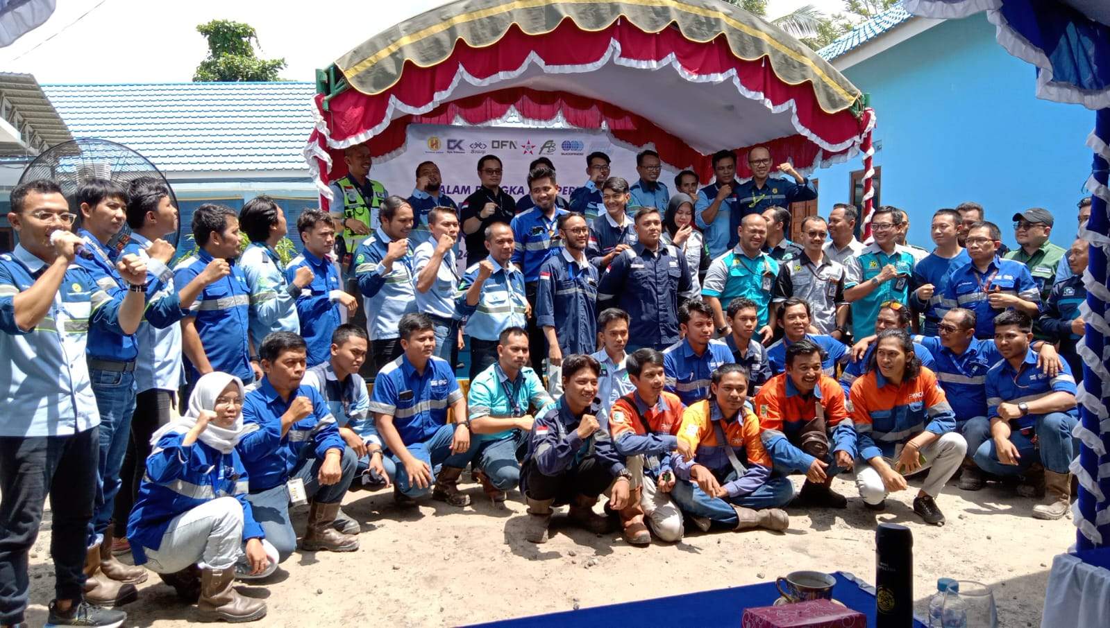 Lomba speak up safety dan refresh accident ini dalam rangka memperingati bulan K3 Nasional 2024, yang dilaksanakan di halaman kantor PT EBL, Kelurahan Rangda Malingkung, Kecamatan Tapin Utara, pada, Selasa (30/1/2024). Foto: PT.EBL 5W1H