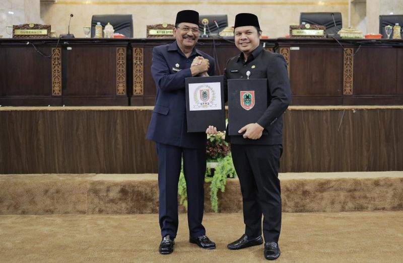 DPRD Kalsel Setujui Raperda Perlindungan dan Pemberdayaan Koperasi dan Usaha Kecil. Foto: DPRD Kalsel