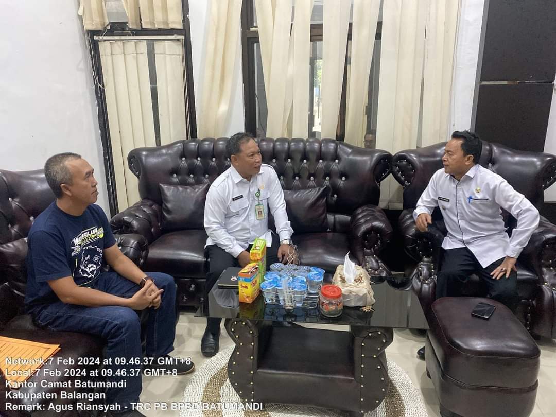 BPBD Balangan saat berkoordinasi dengan pihak kecamatan guna mensosialisasikan inovasi Himalaya Sinaran. Foto: MC Balangan
