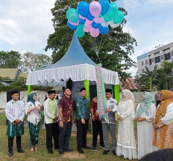 Ketua DPRD Balangan Hadiri Pembukaan Pasar Ramadan 1445 H. Foto: rds
