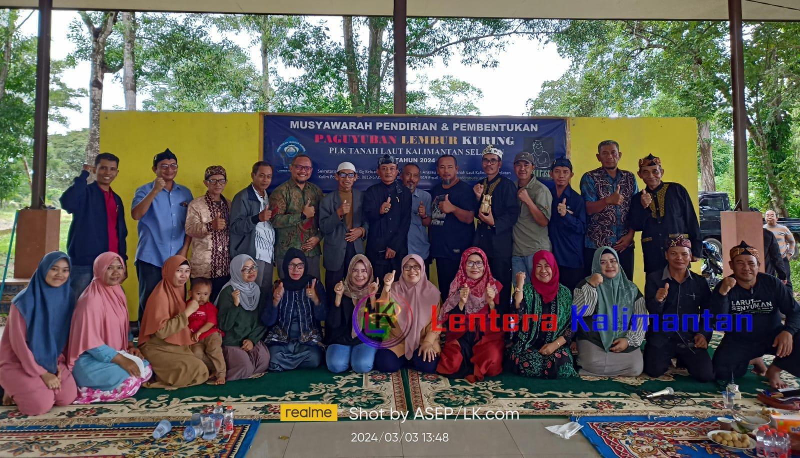 Kegiatan pembentukan Paguyuban Lembur Kuring ( PLK) Kabupaten Tanah Laut, Minggu (3/3/2024). Foto: Asep/lenterakalimantan.com