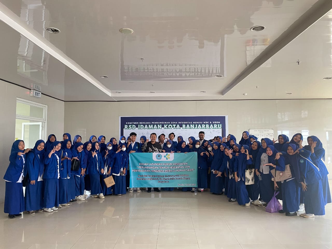 Sebanyak 49 Mahasiswa semester IV Hukum Kesehatan Prodi Gizi Kemenkes Banjarmasin, Mengikuti Kuliah Lapangan Foto MRM For LK