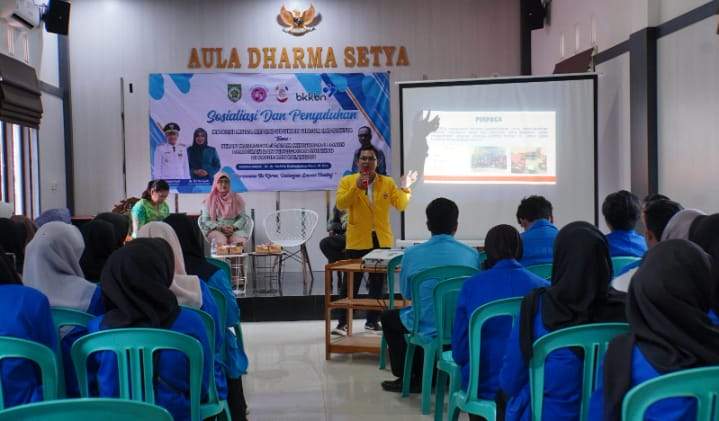 Sosialisasi pencegahan stunting dan pernikahan dini untuk Koalisi Muda Balangan. Foto: MC Balangan