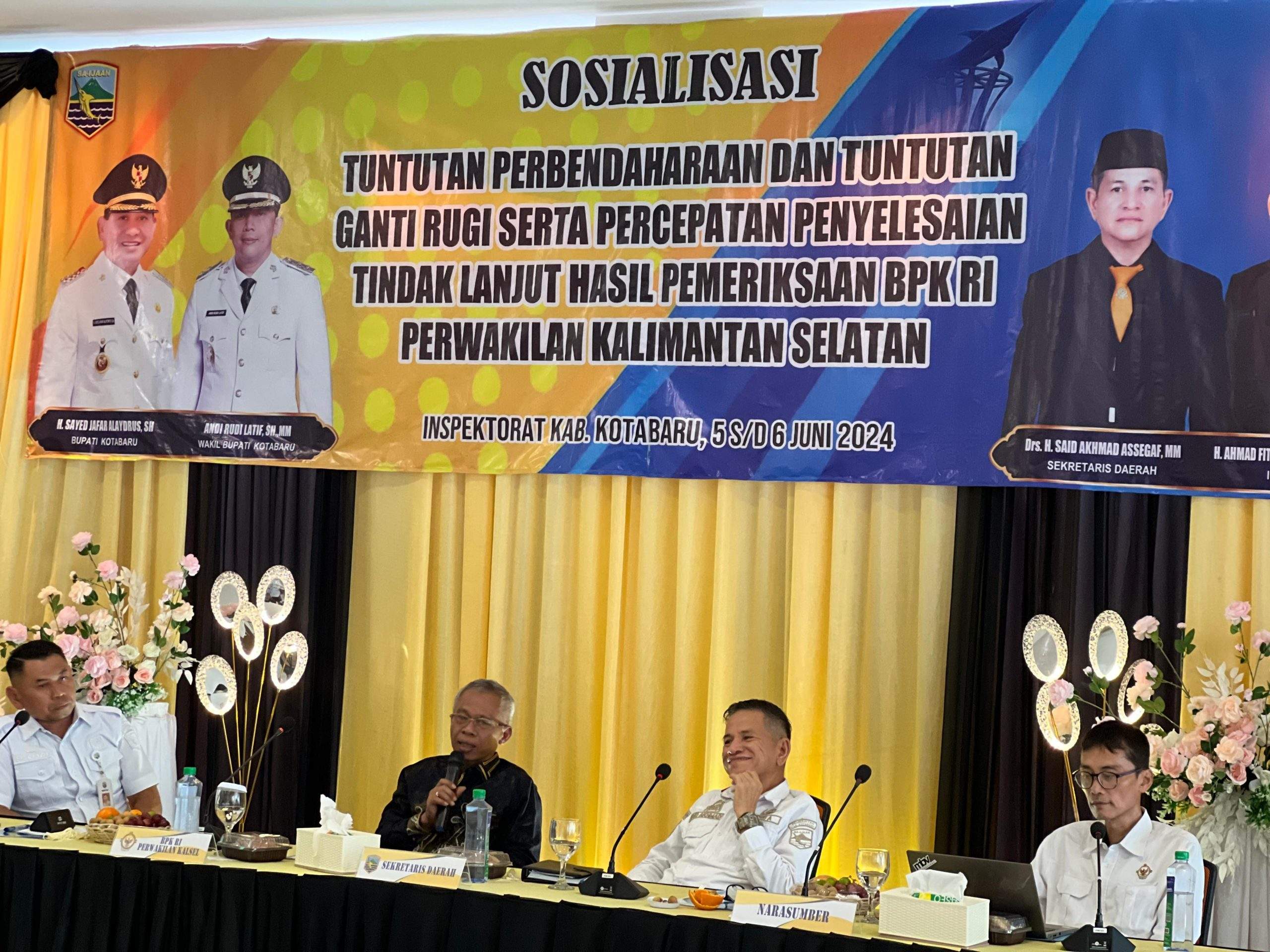 Sekda Said Akhmad membuka acara sosialisasi bersama BPK RI Perwakilan Kalsel. Foto: Putri Tertukar/lenterakalimantan.com