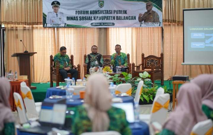 Dinas Sosial Kabupaten Balangan adakan Forum Komunikasi Publik (FKP) untuk menyelaraskan dan memaksimalkan pelayanan publik di Meeting Room Ar-Raudah Resto dan Water Park Paringin. Foto: Windi/lenterakalimantan.com