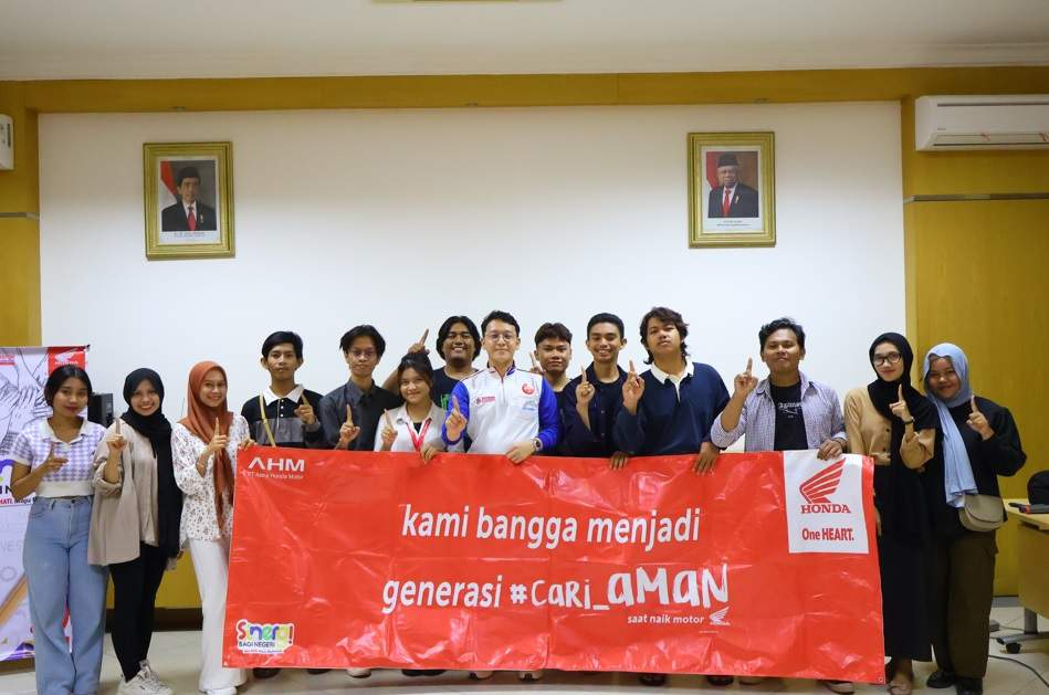 Main Dealer resmi Honda untuk wilayah Kalimantan Selatan (Kalsel) dan Kalimantan Tengah (Kalteng) Trio Motor mengadakan acara Edukasi Safety Riding yang dilaksanakan di lantai 3 gedung Trio Motor. Foto: Trio Motor Honda