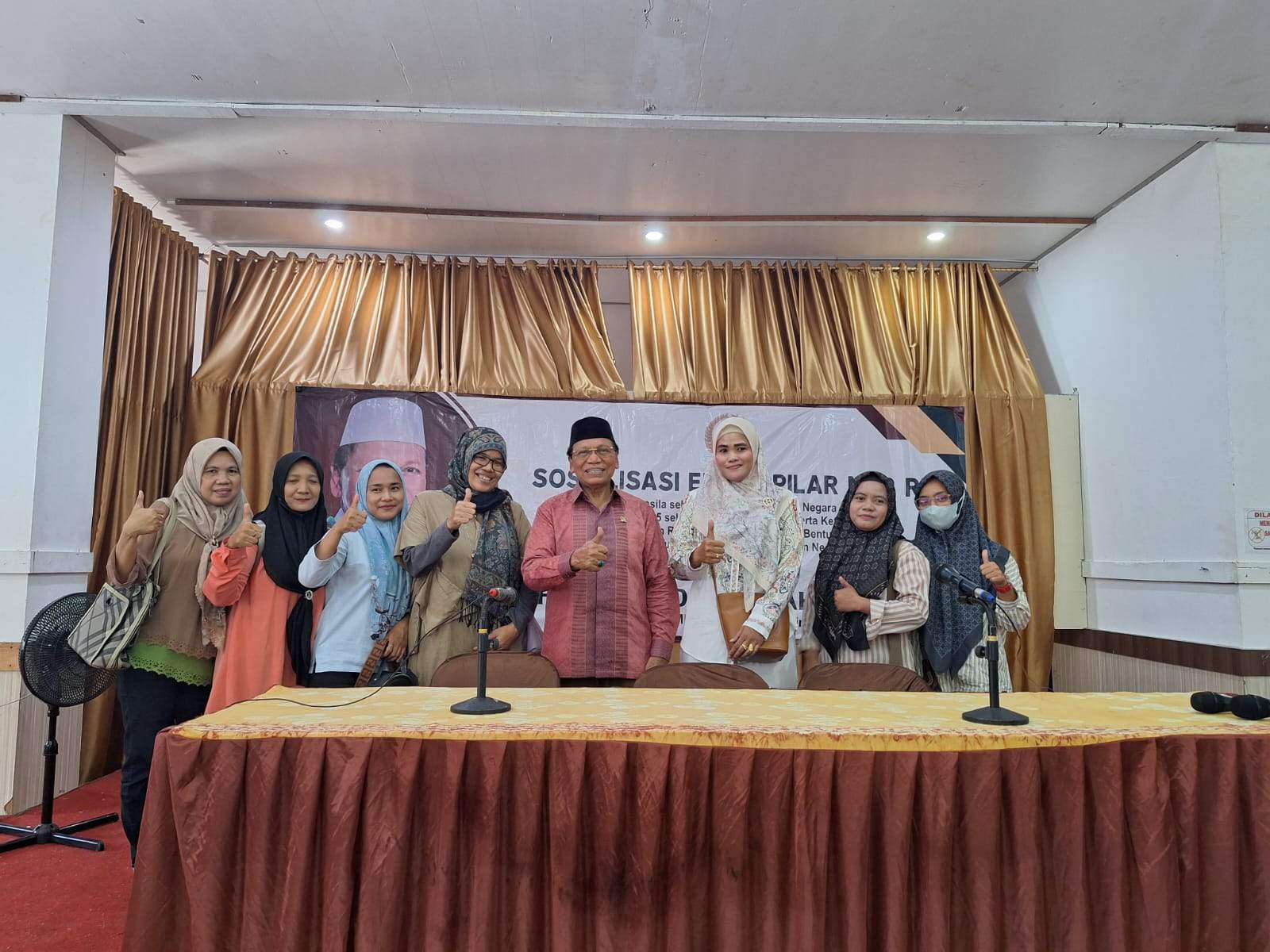 Anggota Dewan Perwakilan Daerah (DPD) Republik Indonesia (RI) Habib Hamid Abdullah menggelar Sosialisasi Empat Pilar MPR RI pada Sabtu (20/7/2024). Foto: Ikhsan/lenterakalimantan.com