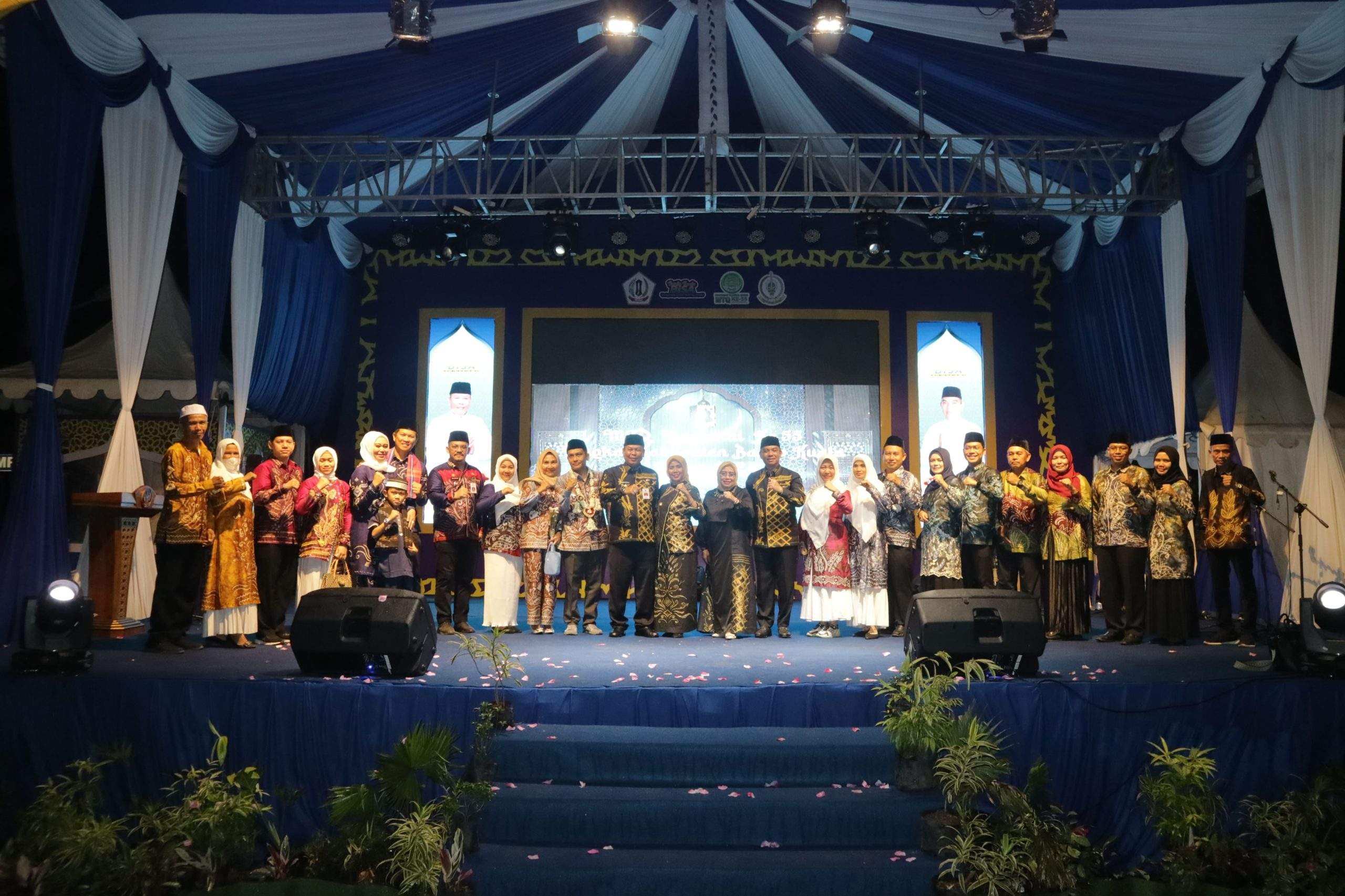 Musabaqah Tilawatil Qur'an (MTQ) Nasional ke-55 Tingkat Kabupaten Barito Kuala Resmi dibuka Pj. Bupati Mujiyat di desa Sungai Gampa Kecamatan Rantau Badauh pada, Jum'at (28/06/2024).