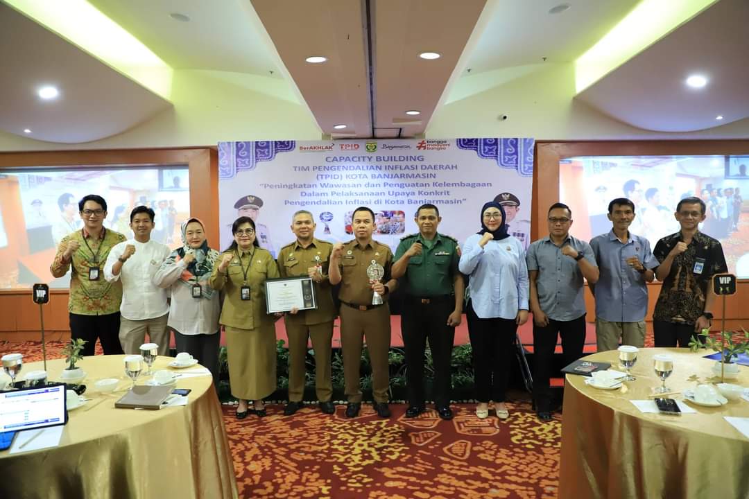 Kementerian Keuangan memberikan insentif fiskal senilai Rp 300 miliar kepada pemerintah daerah berprestasi. Foto: Pemko Banjarmasin