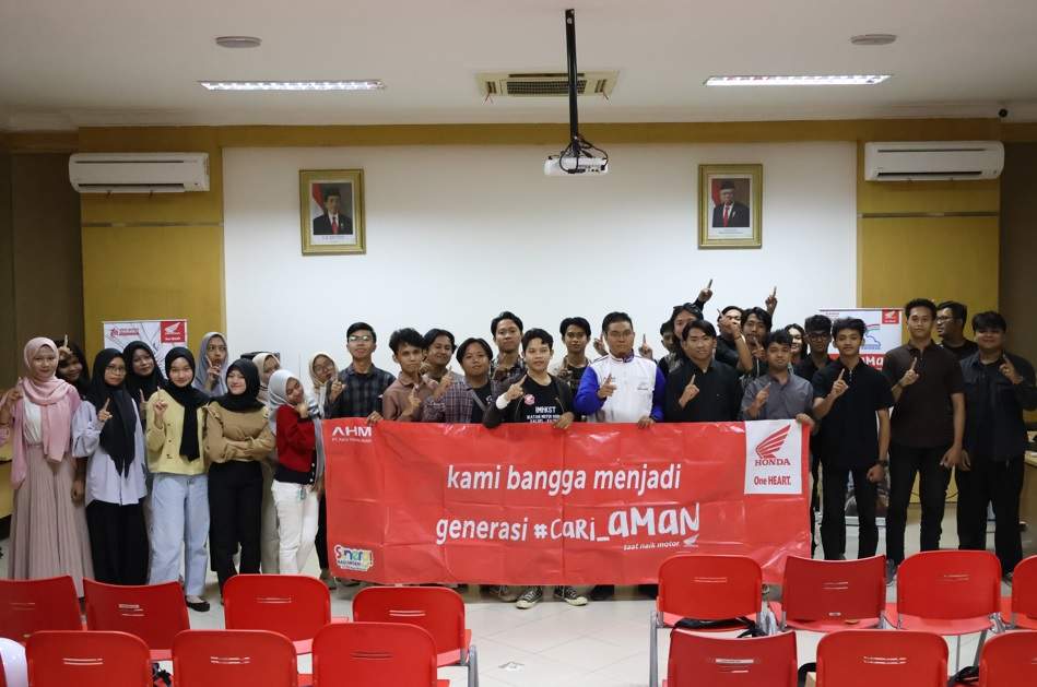 Trio Motor Berikan Edukasi Safety Riding Untuk HME Poliba. Foto: Trio Motor Honda