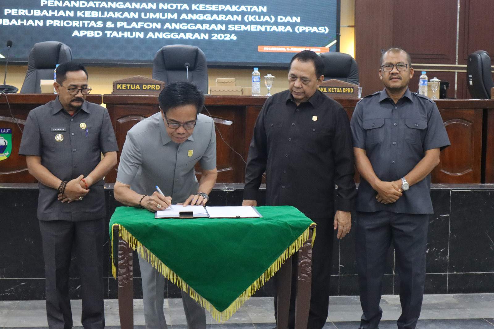 Kegiatan rapat paripurna DPRD Tala. Foto Diskominfo Tala