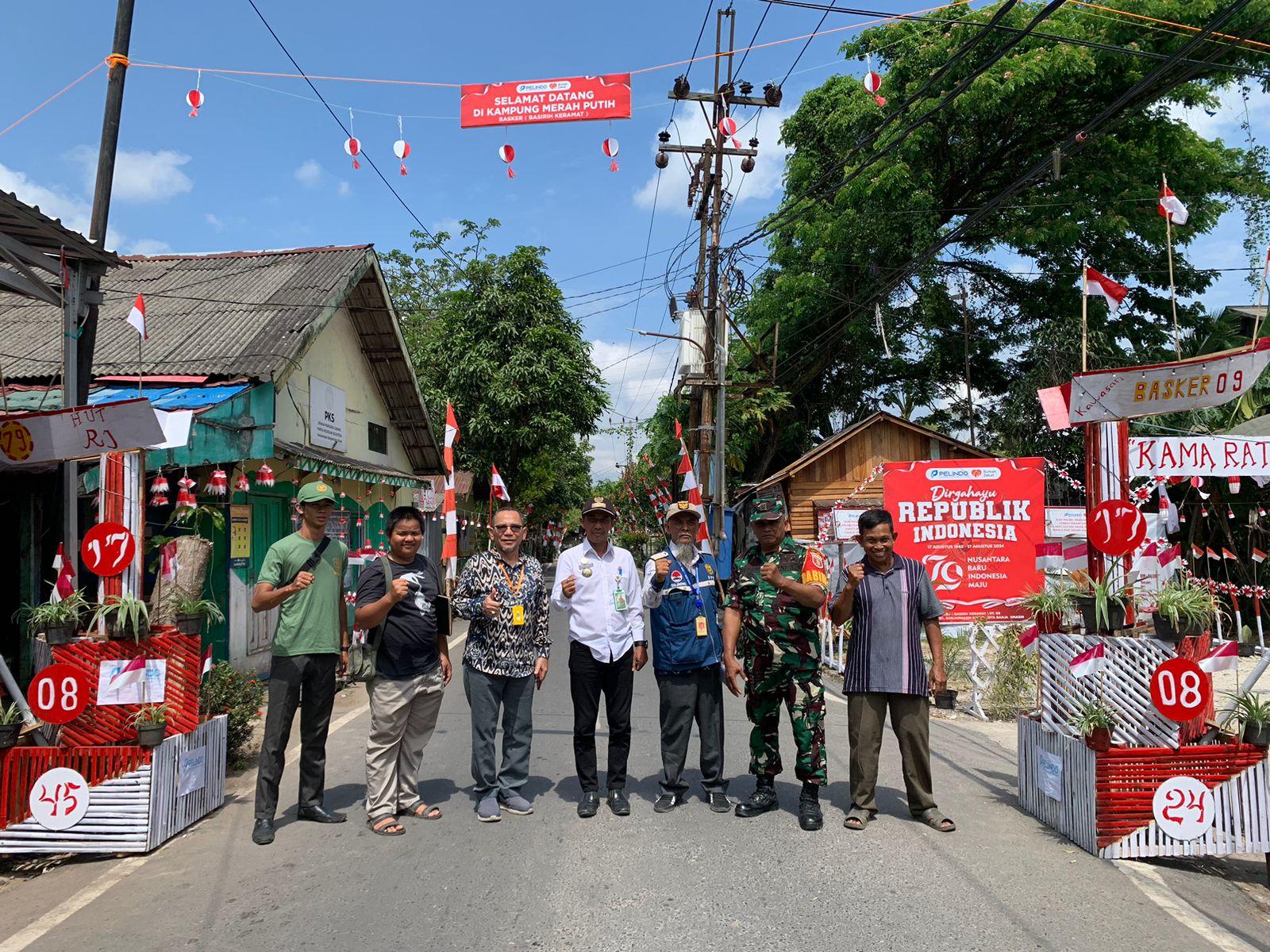 Kampung Basirih akhirnya resmi dinobatkan sebagai Kampung Merah Putih 2024 terbaik pertama, dalam Lomba Kampung Merah Putih (Kamaratih) yang diselenggarakan Badan Kesatuan Bangsa dan Politik (Kesbangpol) Banjarmasin dan Pusat Pendidikan Wawasan Kebangsaan (PPWK) setempat. Foto: Pemko Banjarmasin