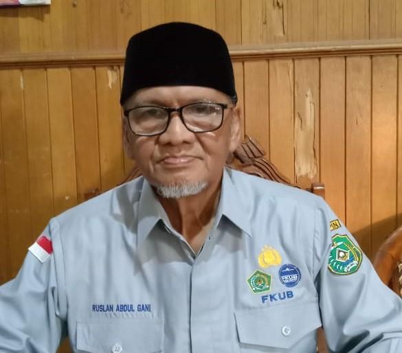 Drs H Ruslan Abdul Gani Ketua FKUB kabupaten Tapin.