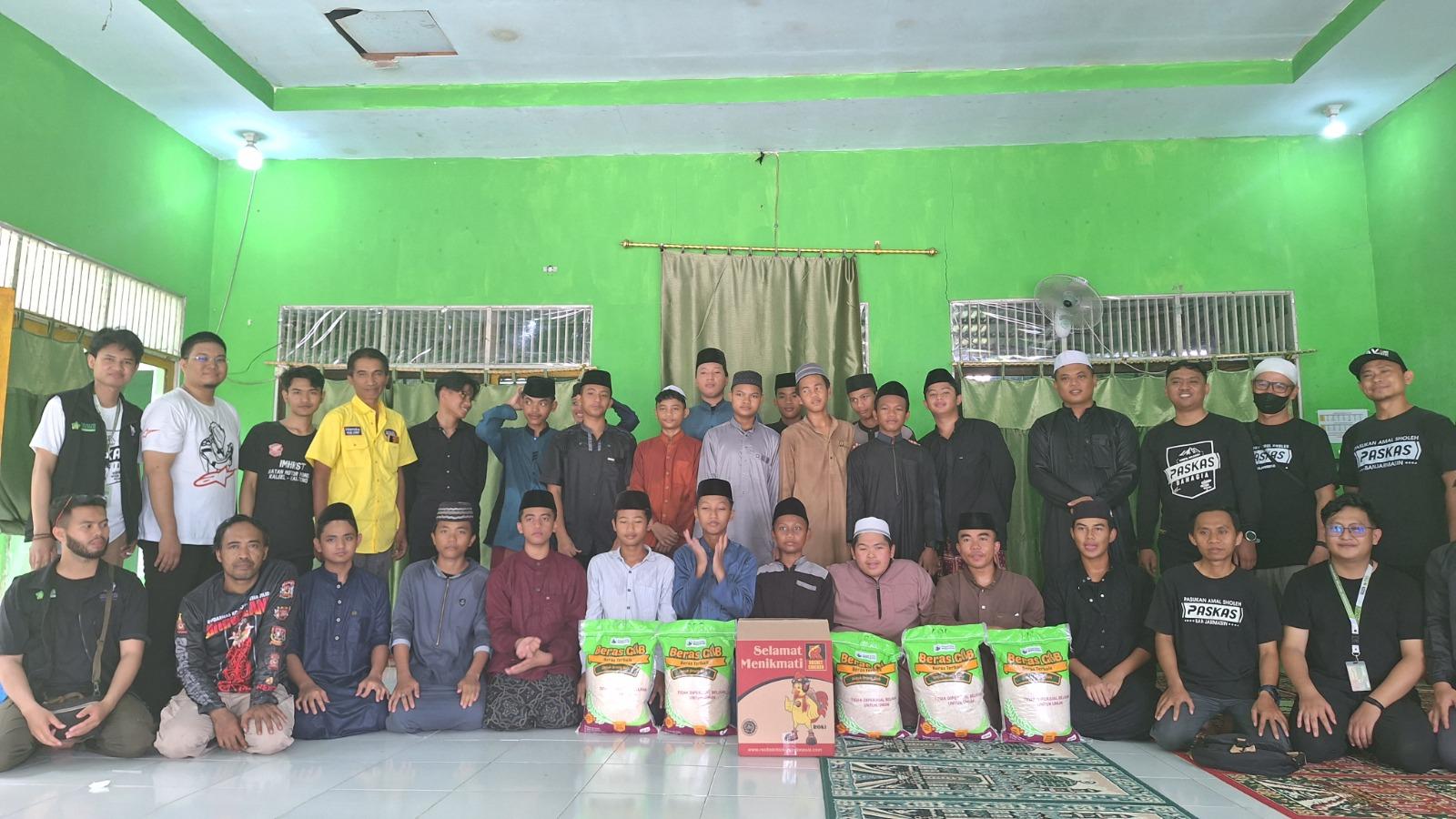 Trio Motor Kolaborasi dengan PASKAS Banjarmasin Distribusikan Bantuan Donasi. Foto: Trio Motor Honda