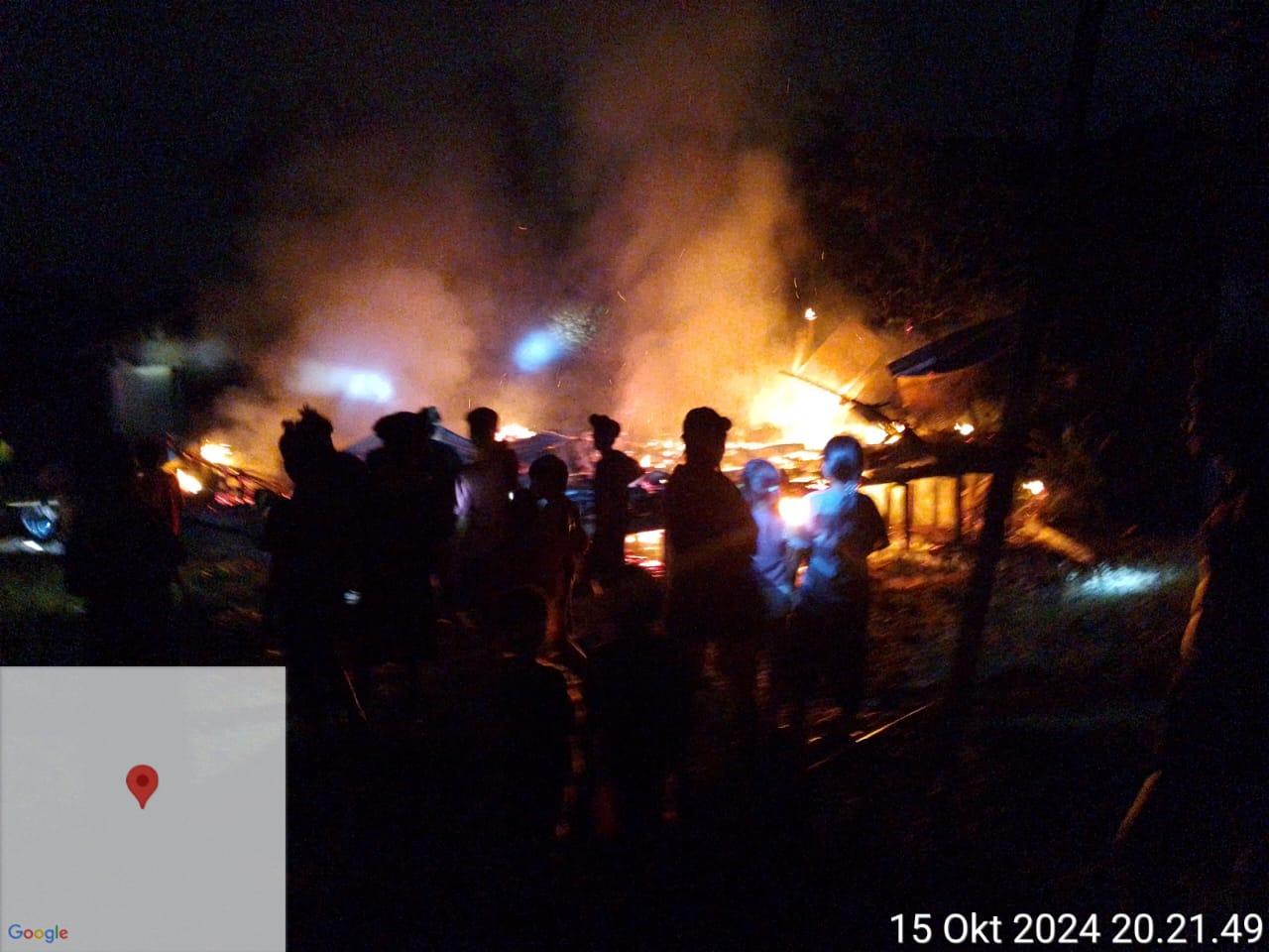 Musibah kebakaran di Pegunungan Meratus Desa Juhu, Kecamatan Batang Alai Timur HST. Foto: Warga Juhu