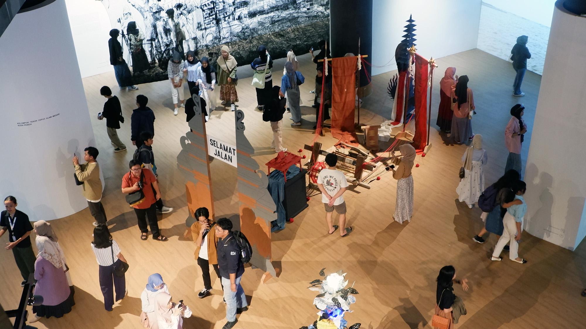 Keramaian Pameran Memetri di GIK UGM