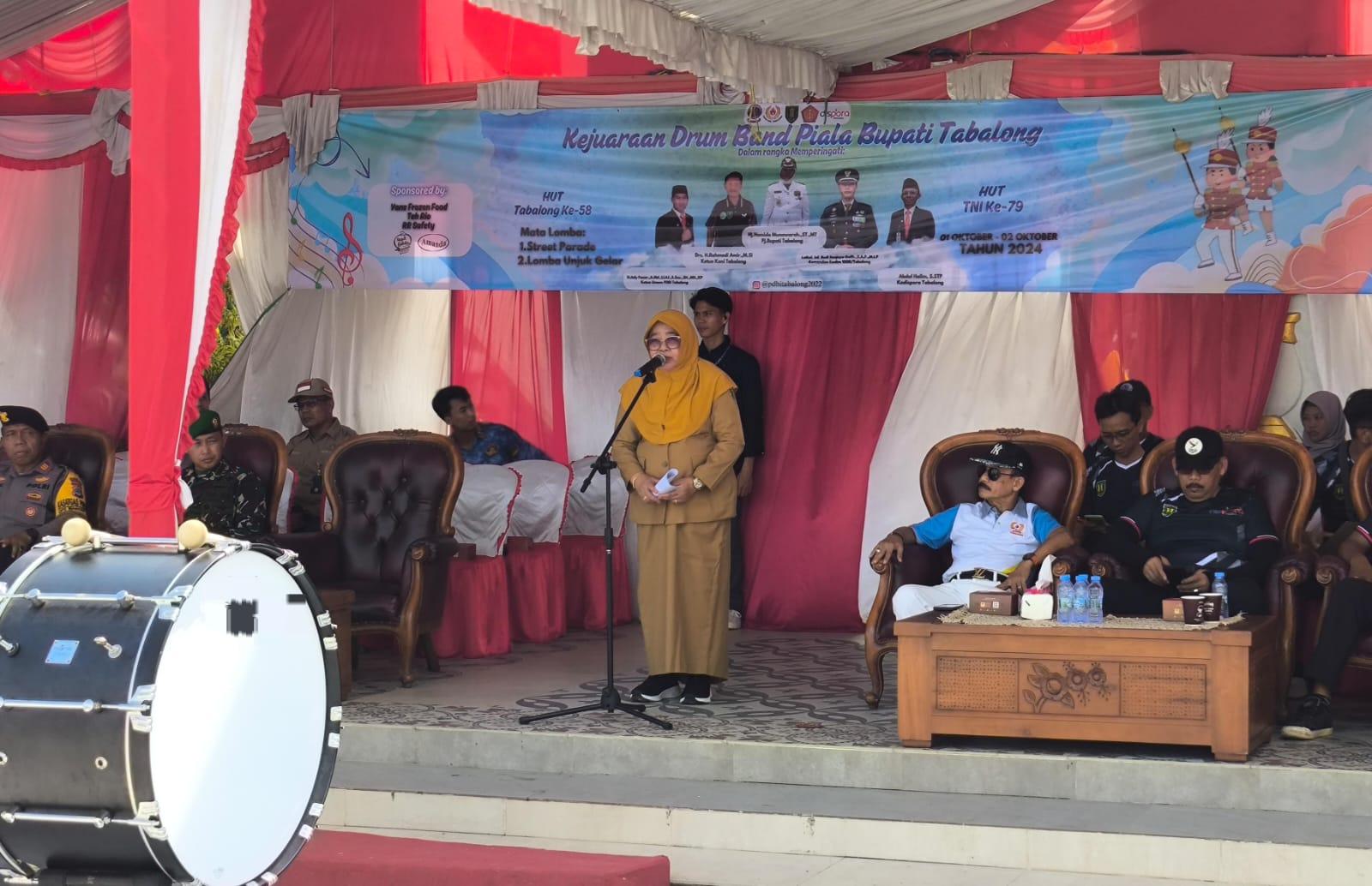 Pj Bupati Tabalong, Hj Hamida Munawarah menyampaikan arahannya. Foto: JM/lenterakalimantan.com