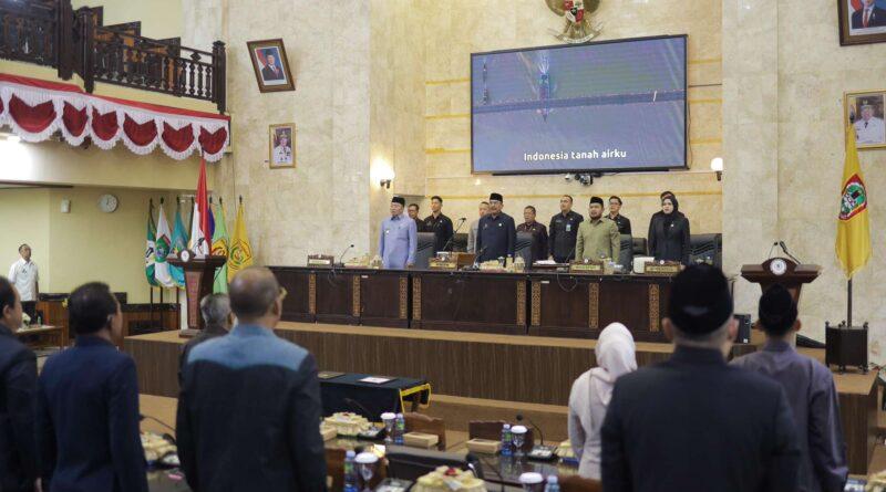 DPRD Kalsel Setujui 3 Raperda Menjadi Perda. Foto: DPRD Kalsel