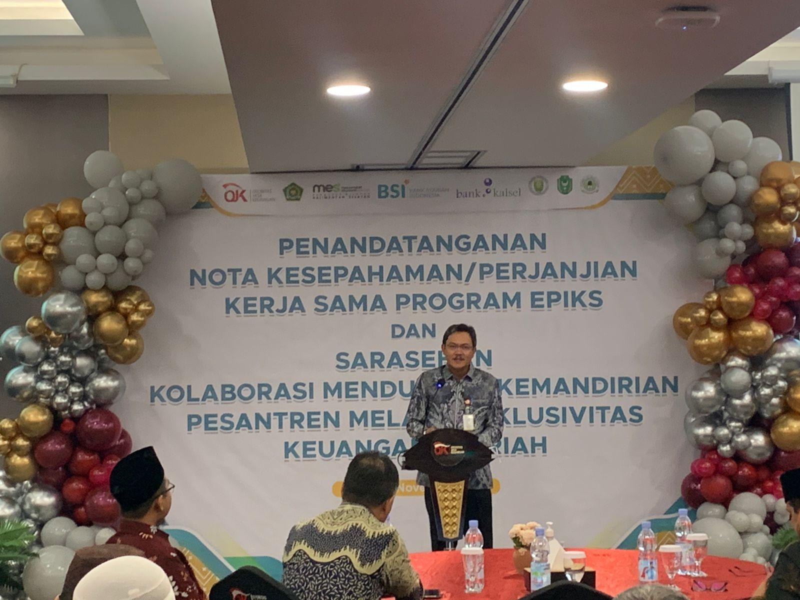 Kepala OJK Kalsel, Agus Maiyo. Foto: Ikhsan/lenterakalimantan.com