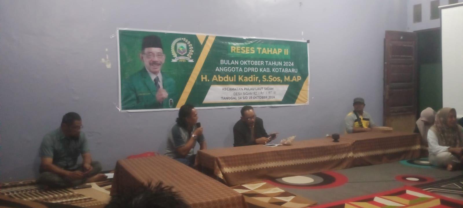 Anggota DPRD Kotabaru, H. Abdul Kadir dalam rases tahap II di Desa Sigam, Pulau laut Sigam, Kotabaru, Selasa (15/10/24). Foto: Istimewa