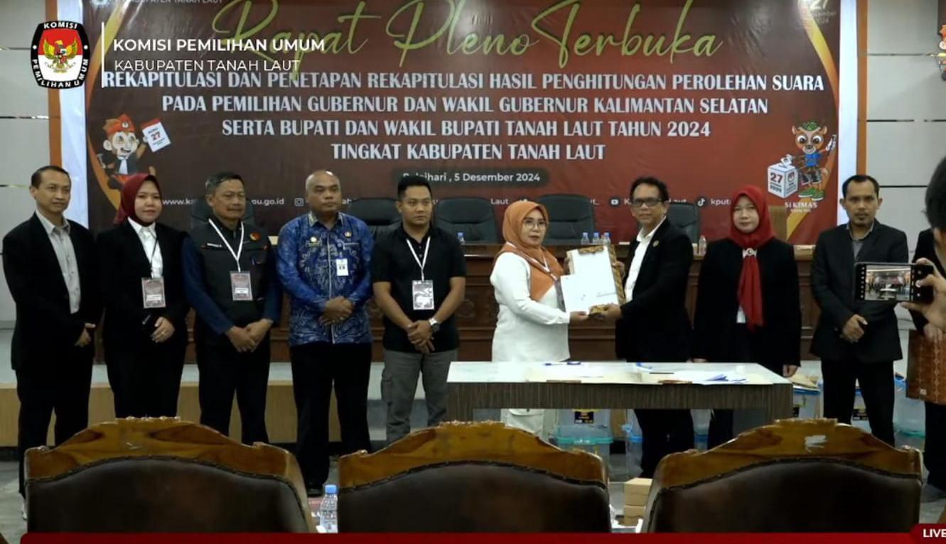 Rapat pleno terbuka rekapitulasi suara pilkada. Foto: Istimewa